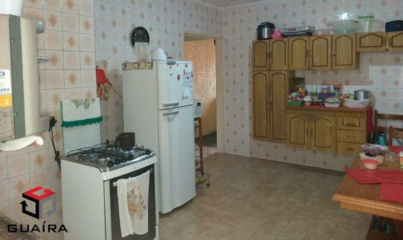 Foto 9 do(a) Casa de 2 quartos à venda em Vila Lutécia, Santo André