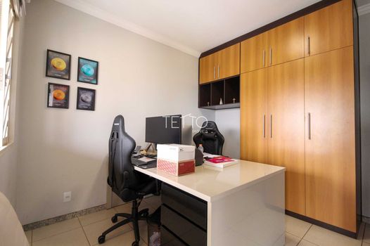Foto 30 do(a) Apartamento de 5 quartos à venda em João Pinheiro, Belo Horizonte