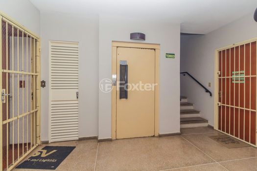 Foto 19 do(a) Apartamento de 2 quartos à venda em Azenha, Porto Alegre