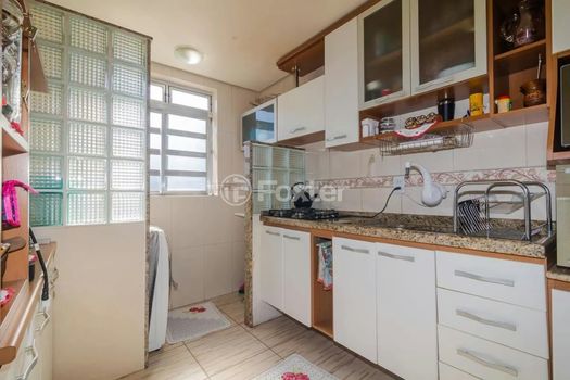 Foto 5 do(a) Apartamento de 2 quartos à venda em Azenha, Porto Alegre