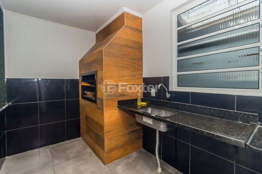 Foto 31 do(a) Apartamento de 2 quartos à venda em Azenha, Porto Alegre