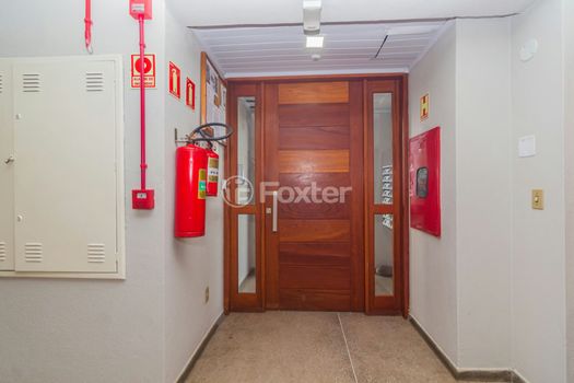 Foto 18 do(a) Apartamento de 2 quartos à venda em Azenha, Porto Alegre