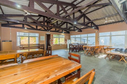 Foto 35 do(a) Apartamento de 2 quartos à venda em Azenha, Porto Alegre