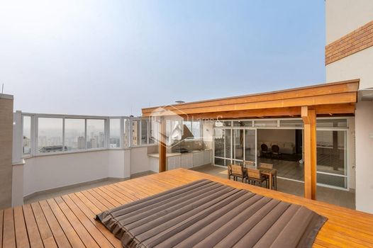 Foto 1 do(a) Cobertura de 4 quartos à venda em Vila Suzana, São Paulo