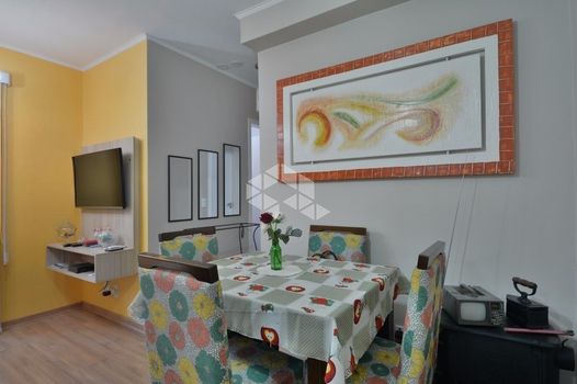 Foto 2 do(a) Apartamento de 2 quartos à venda em Teresópolis, Porto Alegre