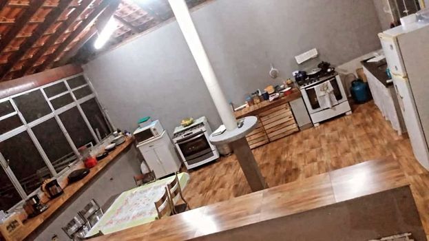 Foto 3 do(a) Casa de 6 quartos à venda em Aguazul, Guarulhos