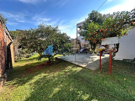 Foto 9 do(a) Casa de 4 quartos à venda em Petrópolis, Passo Fundo