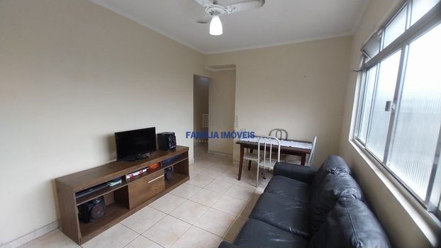 Foto 2 do(a) Apartamento de 2 quartos à venda em Jardim Guassu, São Vicente