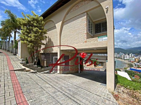 Foto 2 do(a) Casa em Condomínio de 3 quartos à venda em null, Itapema