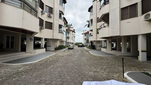 Foto 17 do(a) Apartamento de 2 quartos à venda em Ponta das Canas, Florianópolis