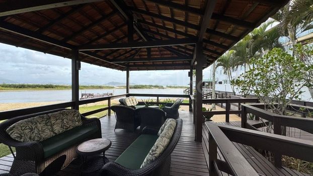 Foto 12 do(a) Apartamento de 2 quartos à venda em Ponta das Canas, Florianópolis