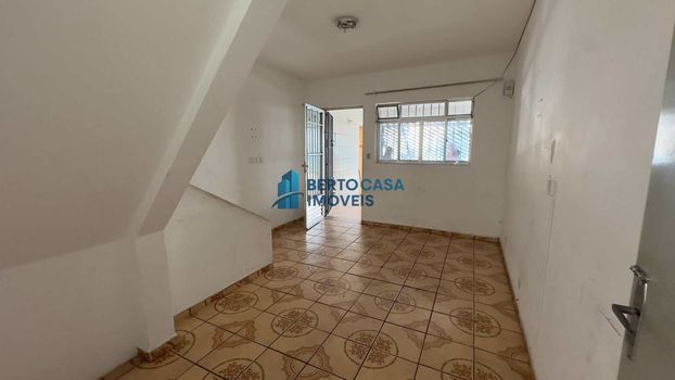 Foto 3 do(a) Casa em Condomínio de 1 quartos à venda em Vila Carmosina, São Paulo