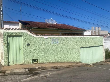 Foto 2 do(a) Casa de 3 quartos à venda em Parque Boa Vista, Varginha