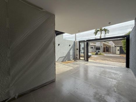 Foto 4 do(a) Casa de 2 quartos à venda em Jardim Brasil, Maringá