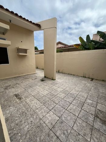 Foto 3 do(a) Casa em Condomínio de 4 quartos para alugar em Jardim Petrópolis, Maceió