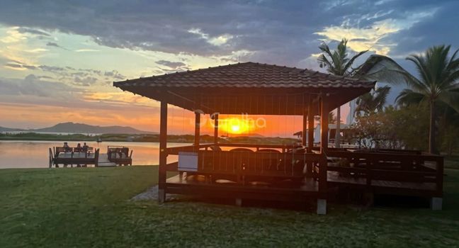 Foto 17 do(a) Apartamento de 2 quartos à venda em Ponta das Canas, Florianópolis