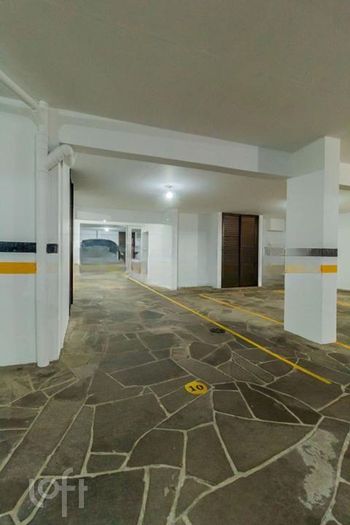 Foto 24 do(a) Apartamento de 2 quartos à venda em Rio Branco, Porto Alegre