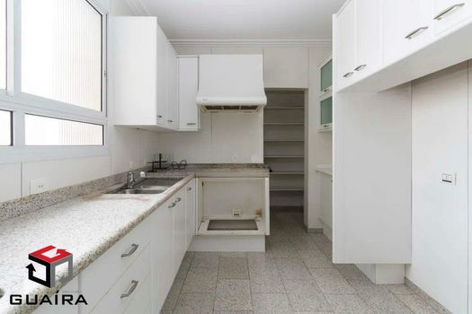 Foto 7 do(a) Apartamento de 4 quartos à venda em Liberdade, São Paulo