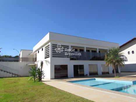Foto 1 do(a) Casa de 4 quartos para alugar em Setor de Habitações Individuais Norte, Brasília