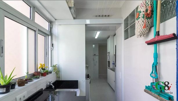 Foto 4 do(a) Apartamento de 3 quartos à venda em Jardim Umuarama, São Paulo