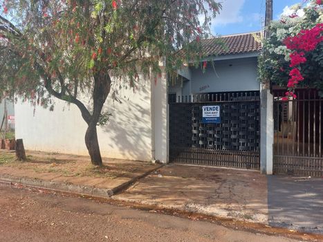 Foto 1 do(a) Casa de 3 quartos à venda em Parque Pioneiros, Sarandi