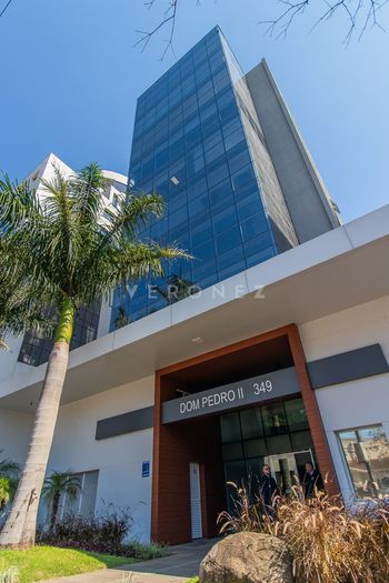 Foto 43 do(a) Sala / Conjunto Comercial false à venda em São João, Porto Alegre
