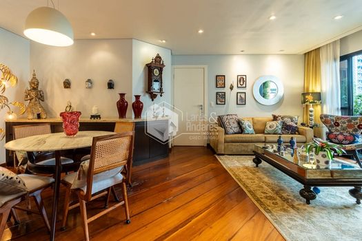 Foto 3 do(a) Apartamento de 4 quartos à venda em Moema, São Paulo
