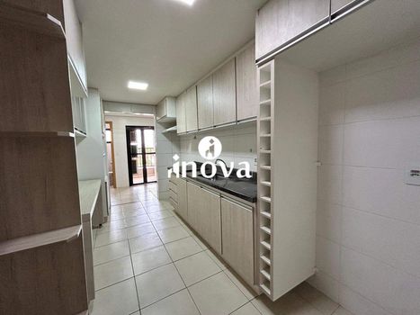 Foto 7 do(a) Apartamento de 3 quartos à venda em Santa Maria, Uberaba