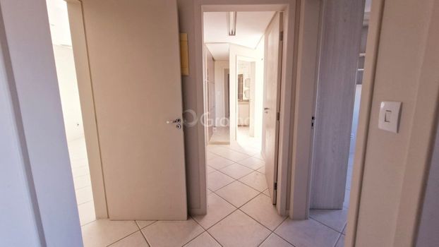 Foto 8 do(a) Apartamento de 3 quartos à venda em Campeche, Florianópolis