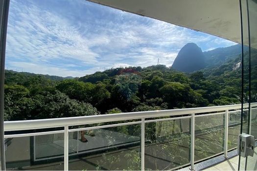 Foto 1 do(a) Cobertura de 3 quartos à venda em Taquara, Rio de Janeiro