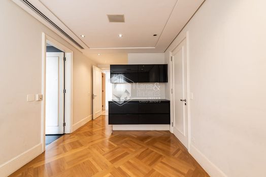 Foto 13 do(a) Apartamento de 4 quartos à venda em Jardim Paulista, São Paulo