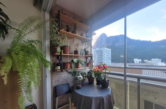 Foto 4 do(a) Apartamento de 2 quartos à venda em Humaitá, Rio de Janeiro