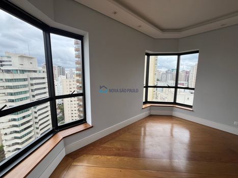 Foto 3 do(a) Apartamento de 5 quartos à venda em Aclimação, São Paulo