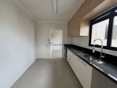 Foto 10 do(a) Apartamento de 5 quartos à venda em Aclimação, São Paulo