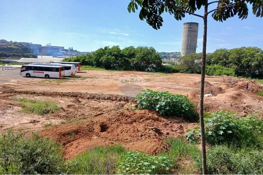 Foto 11 do(a) Terreno false à venda em Vila Santa Terezinha, Várzea Paulista