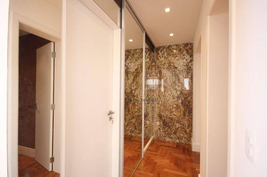 Foto 18 do(a) Apartamento de 3 quartos à venda em Indianópolis, São Paulo