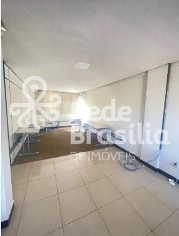 Foto 12 do(a) Edifício Inteiro false para alugar em Setor de Indústrias Bernardo Sayão (Núcleo Bandeirante), Brasília