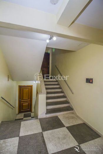 Foto 16 do(a) Apartamento de 2 quartos à venda em Medianeira, Porto Alegre