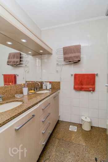 Foto 19 do(a) Apartamento de 3 quartos à venda em Petrópolis, Porto Alegre