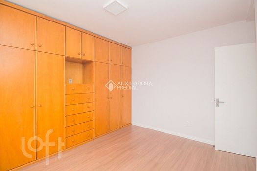 Foto 15 do(a) Apartamento de 2 quartos à venda em Floresta, Porto Alegre