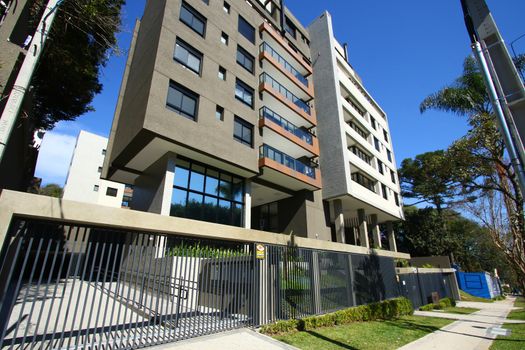 Foto 1 do(a) Apartamento de 3 quartos à venda em Cristo Rei, Curitiba