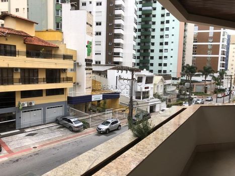 Foto 21 do(a) Apartamento de 4 quartos à venda em Centro, Florianópolis