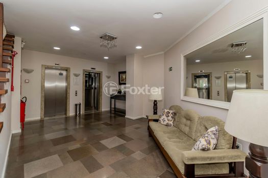 Foto 40 do(a) Apartamento de 3 quartos à venda em Floresta, Porto Alegre