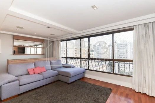 Foto 2 do(a) Apartamento de 3 quartos à venda em Jardim Paulista, São Paulo