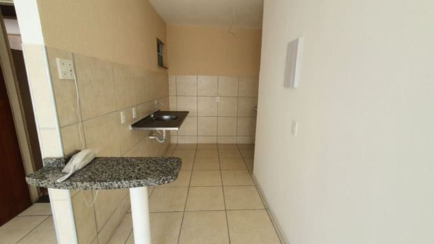 Foto 15 do(a) Apartamento de 2 quartos à venda em Montese, Fortaleza