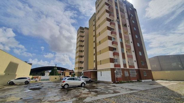 Foto 2 do(a) Apartamento de 2 quartos à venda em Montese, Fortaleza