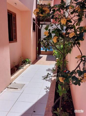 Foto 1 do(a) Casa de 2 quartos para alugar em Braga, Cabo Frio