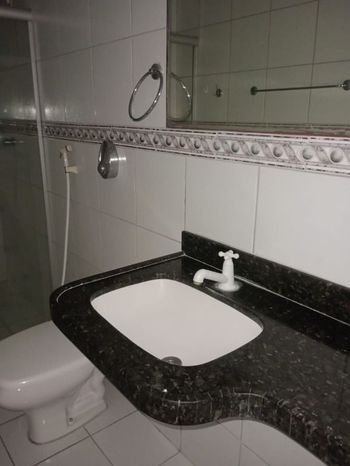 Foto 4 do(a) Apartamento de 3 quartos à venda em Vicente Pinzon, Fortaleza