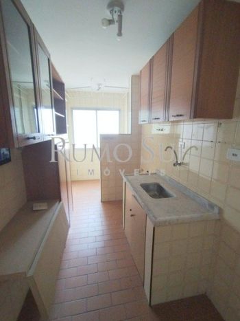 Foto 3 do(a) Apartamento de 2 quartos à venda em Jardim Umuarama, São Paulo
