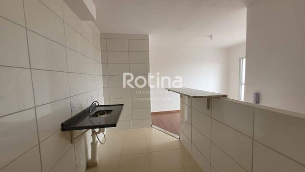 Foto 11 do(a) Apartamento de 2 quartos à venda em Martins, Uberlândia